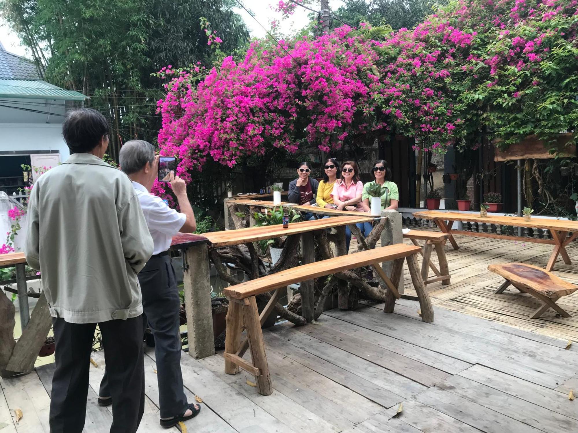 Minh Ngoc Homestay Dien Bien Phu Ban Him Lom Luaran gambar