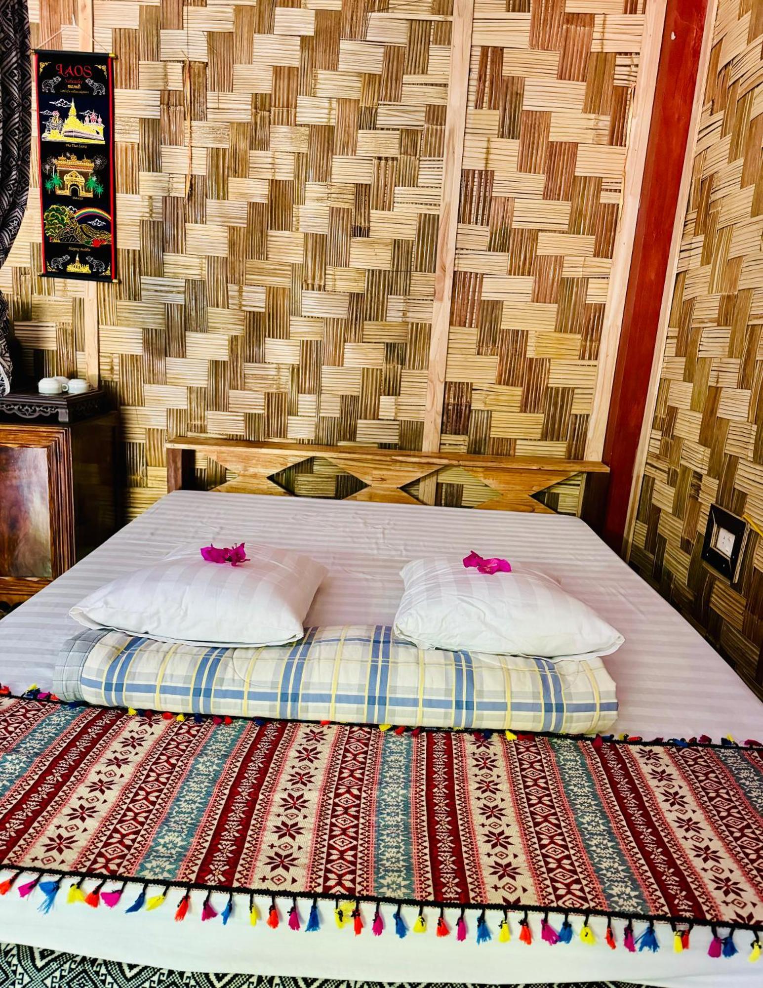 Minh Ngoc Homestay Dien Bien Phu Ban Him Lom Luaran gambar